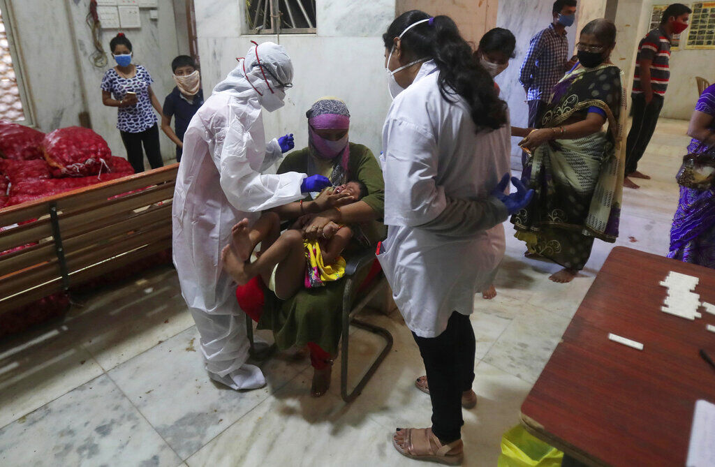 APTOPIX Outbreak India